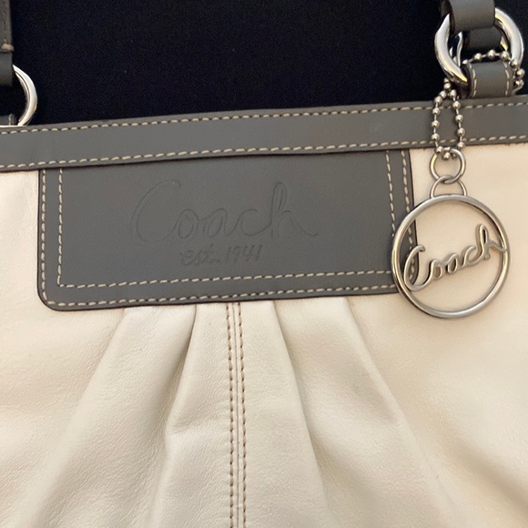 Coach East/West Leather Pleated Gallery Tote - Picture 1 of 10